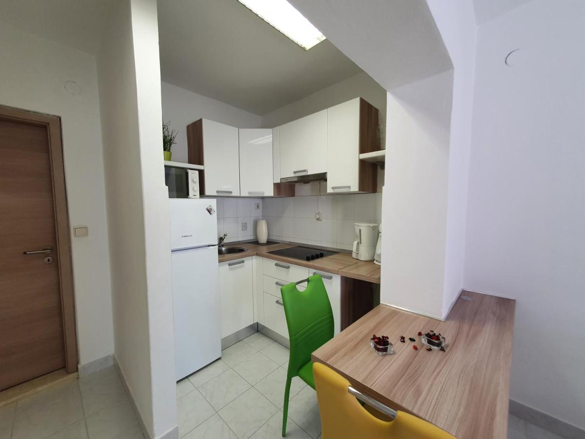 Apartmani Alta Krk Town Bagian luar foto